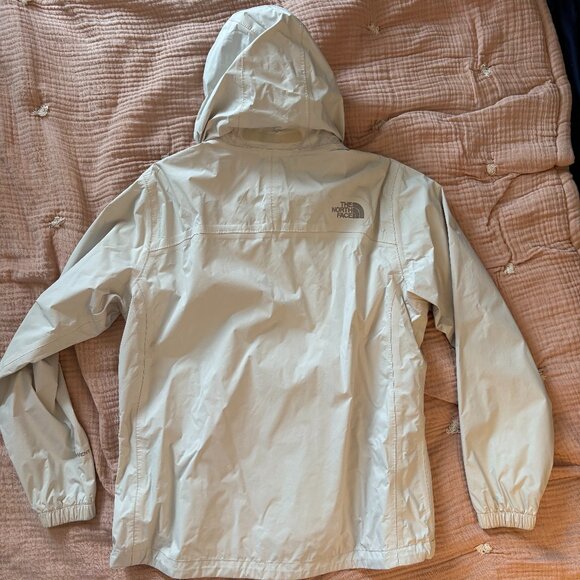 North Face Raincoat - Picture 8 of 8